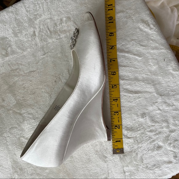 Benjamin Adams open-toe wedges - Picture 9 of 16